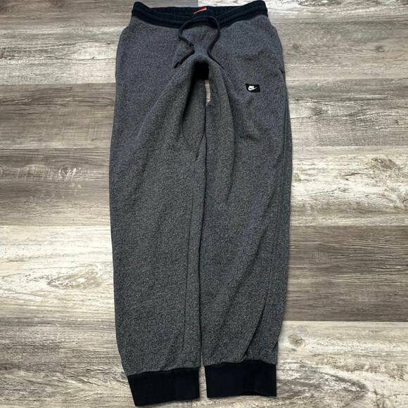 Nike Sportswear Sweatpants Gray Black Mens S French‎ Terry Shoebox Cuff Jogger - Picture 1 of 12